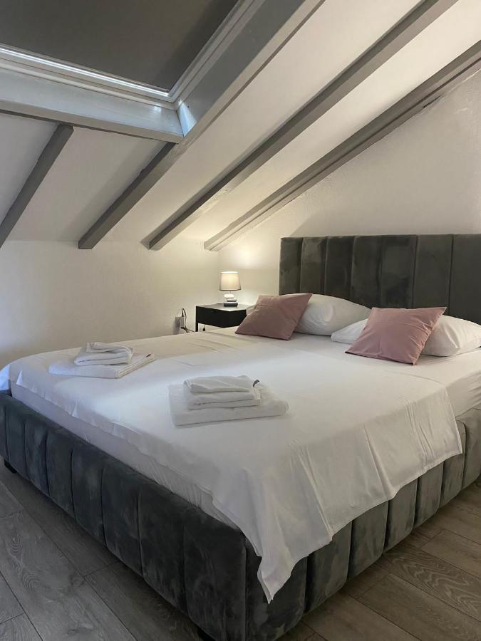 Apartment City Vibe, Great Location! Sibenik Bagian luar foto