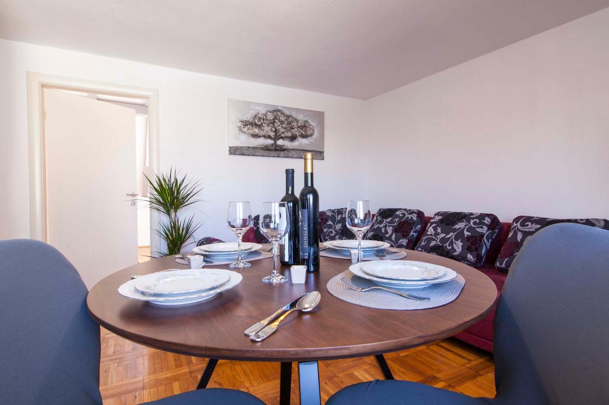 Apartment City Vibe, Great Location! Sibenik Bagian luar foto